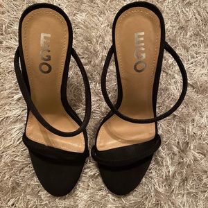 SOLD! Mule strappy heals